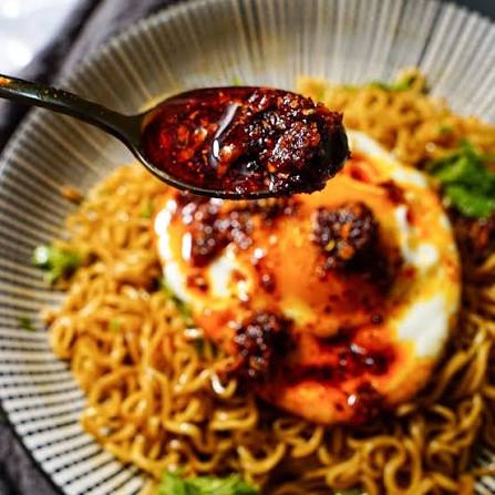 LAOGANMA Spicy Chili Crisp, 7.41 oz